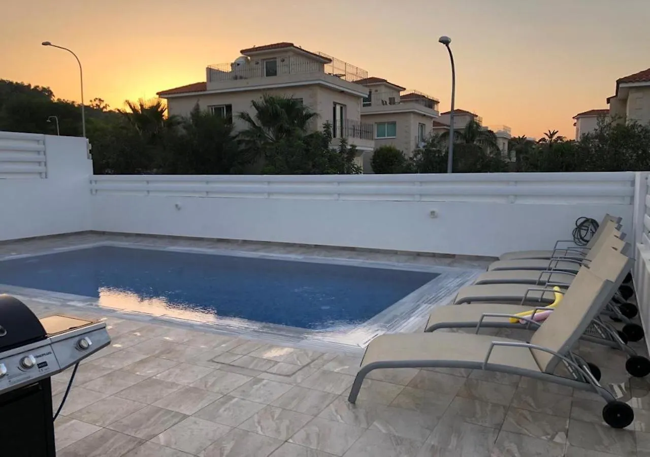 Villa Ioli Green Bay By Trulycyprus Protaras